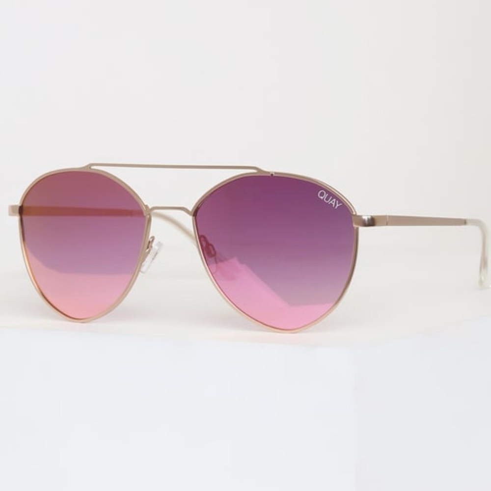 SOLD Quay Australia Matte Gold/Pink Aviators - Picture 5 of 8